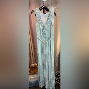 Very J Green Pleated Maxi Sundress Halter Neck